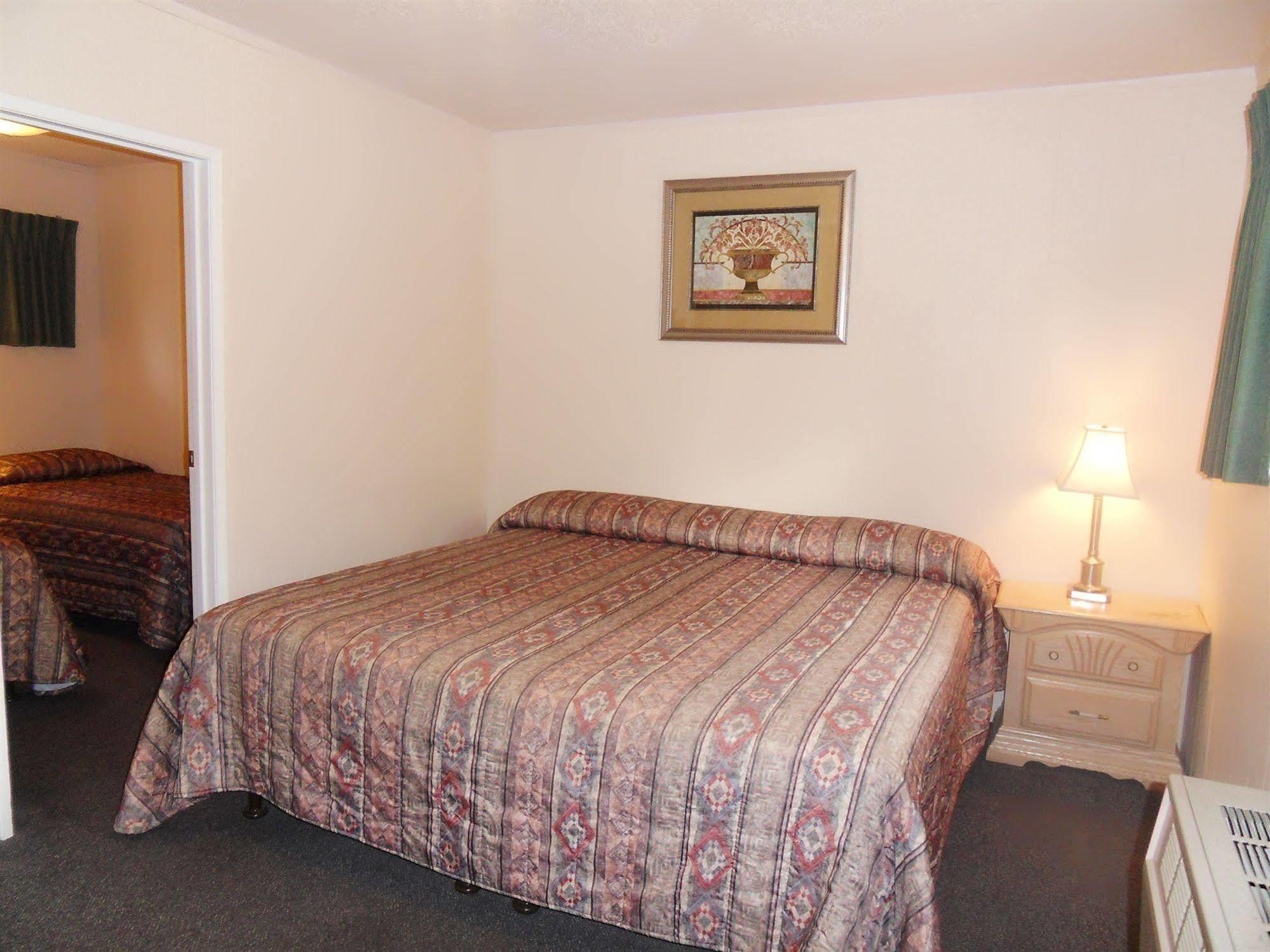 The Hitching Post Motel Pemberton Extérieur photo